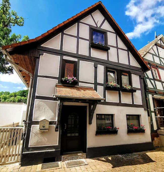 Fachwerkhaus Mitten In Der Altstadt - Ferien In Rotenburg Rotenburg an der Fulda Exterior foto